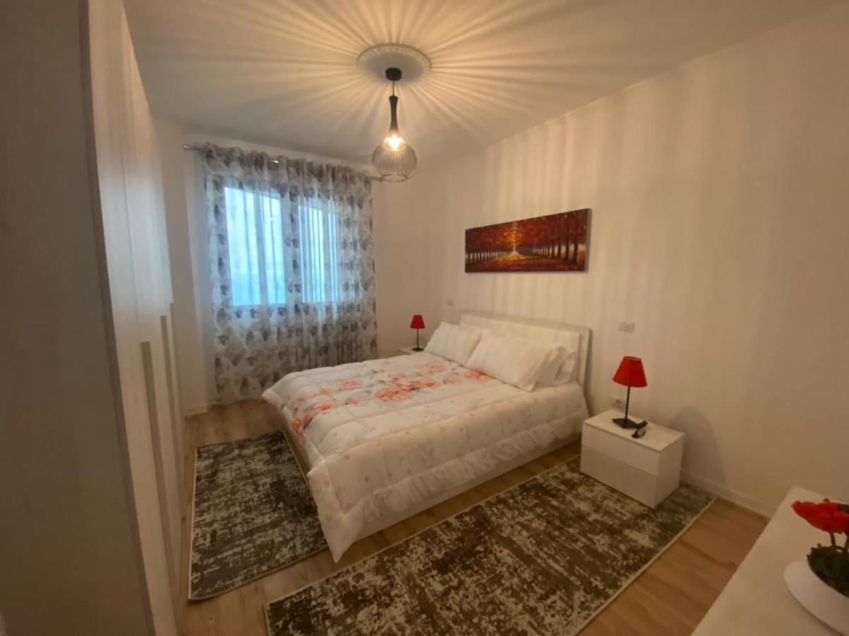 City Center& Sea View Apartment Драч Екстериор снимка