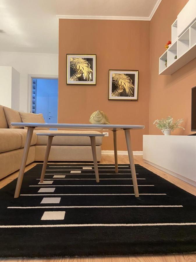 City Center& Sea View Apartment Драч Екстериор снимка